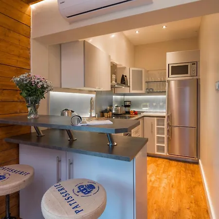 Roter Balkon Appartement *
